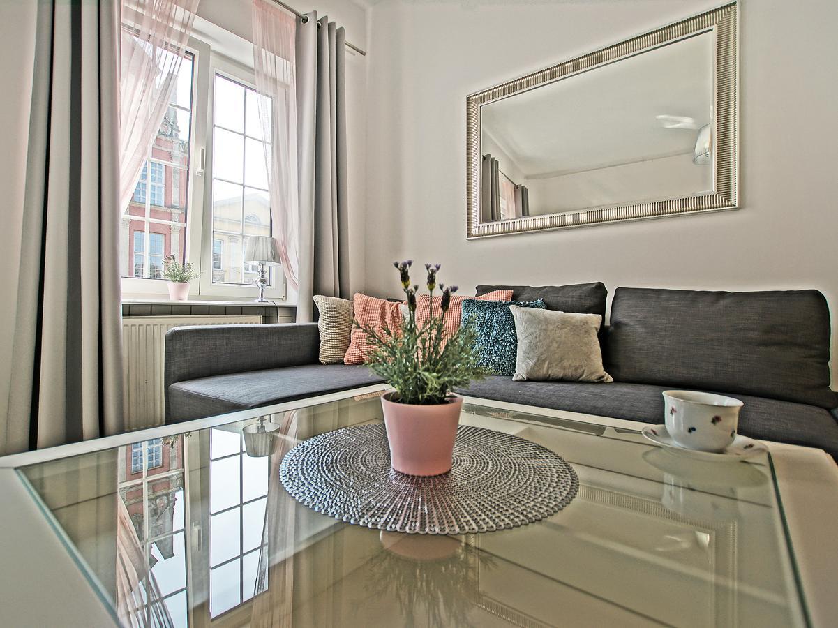 Apartament Kameralny Dluga 50 Гданск Екстериор снимка